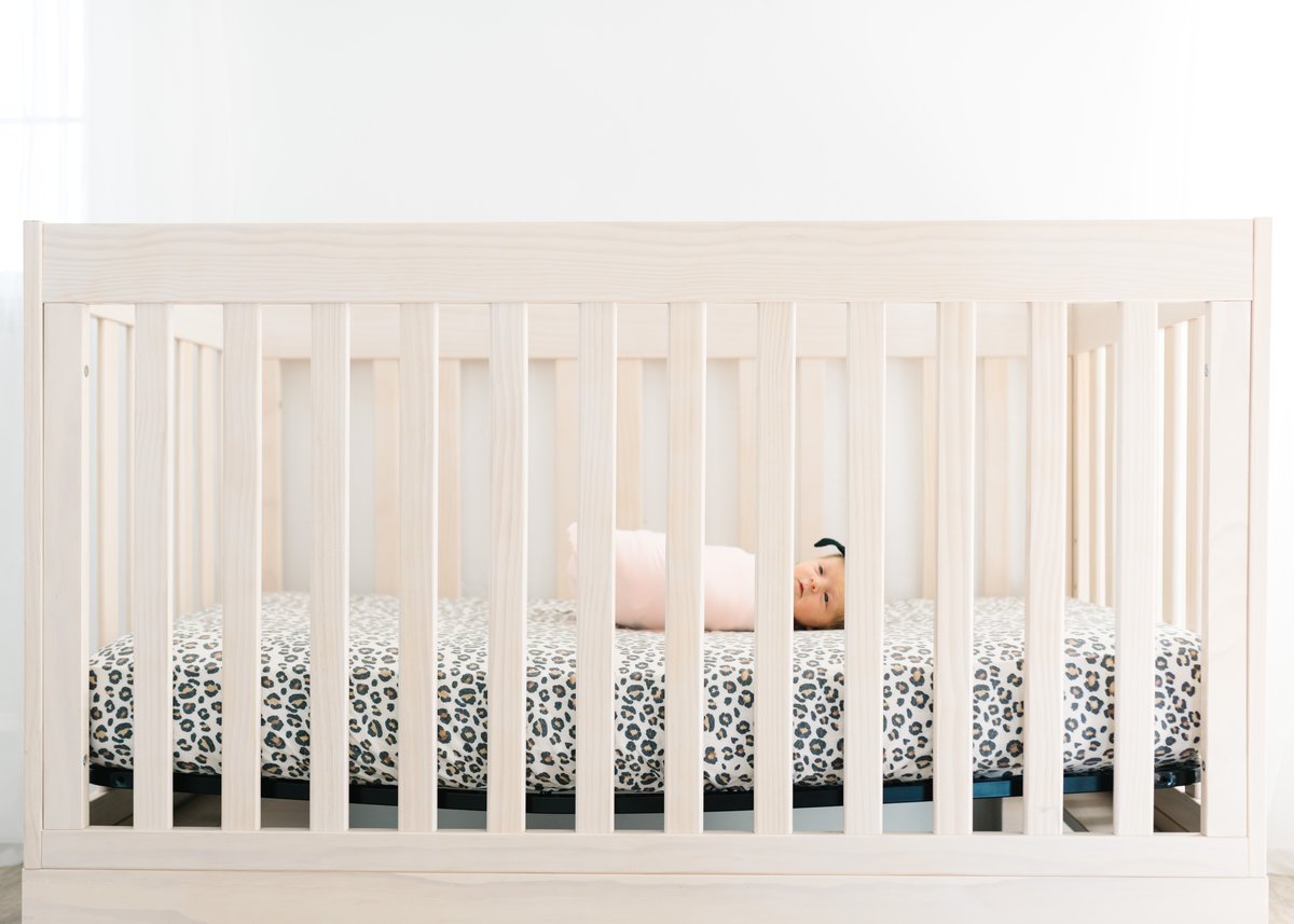 Copper Pearl Premium Knit Fitted Crib Sheet | Zara